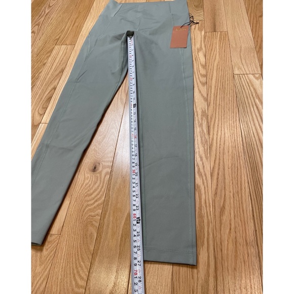girlfriend collective Compressive High-Rise Legging NWT - Picture 5 of 8